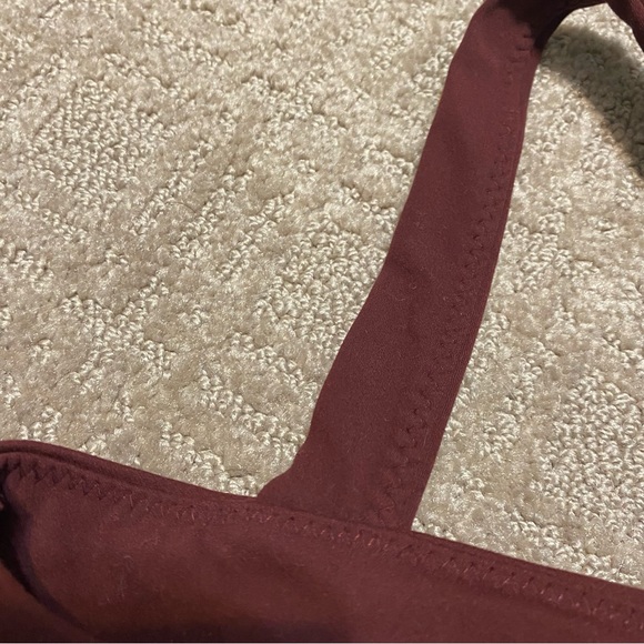 {OFFLINE By Aerie} Red/Burgundy Sport Bra - Size Large - Picture 5 of 16